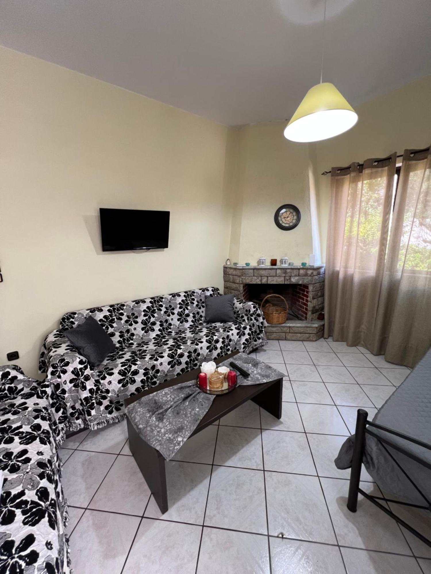 מרתיאס Village Apartment מראה חיצוני תמונה